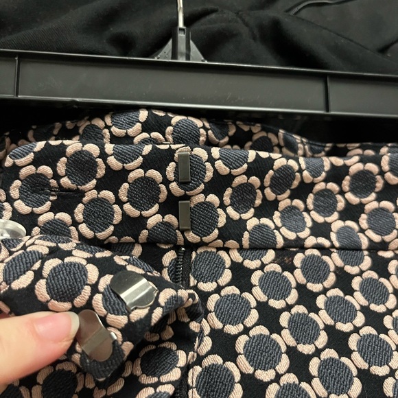 Ann Taylor business pants pattern - Picture 4 of 5